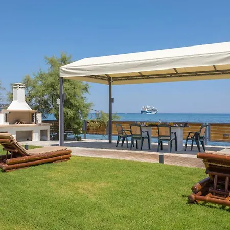 Venetico Beachfront & - Sea View * Argassi