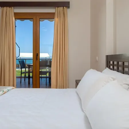 Venetico Beachfront & - Sea View Appartement