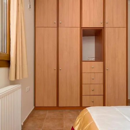 Appartement Venetico Beachfront & - Sea View