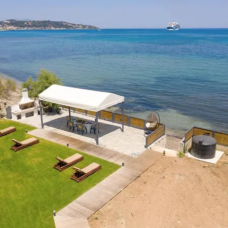 Venetico Beachfront & - Sea View *